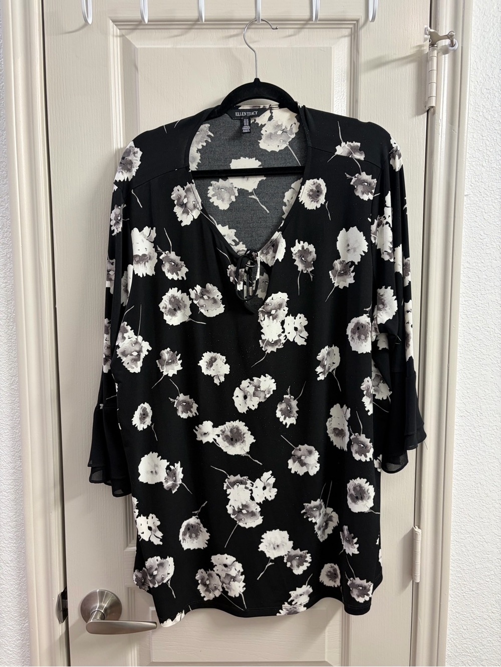 Ellen Tracy Black Floral V-Neck Tunic with Tie